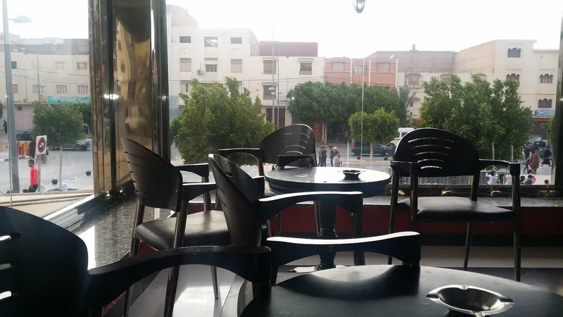 صورة 1 من Rotterdam cafe