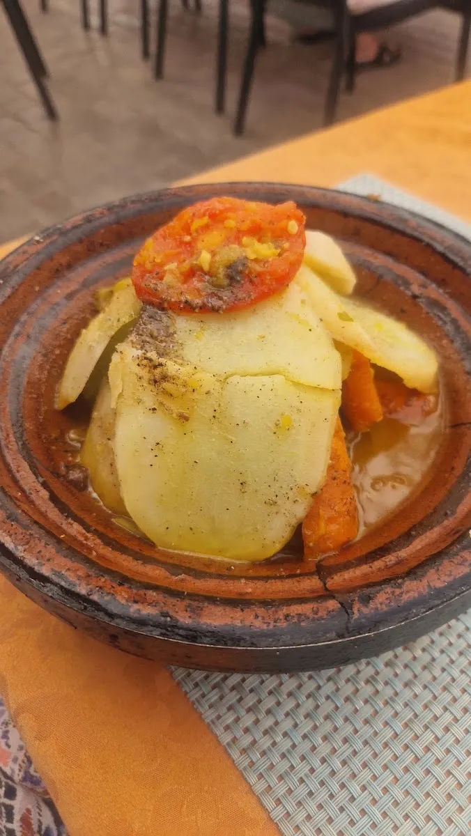 صورة 3 من L'Assiette d'Or : Café, Restaurant & Pizzeria