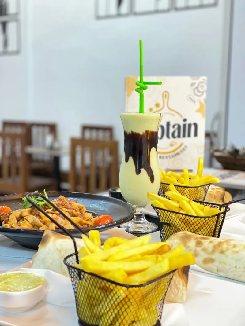 Captain Restaurant photo 4