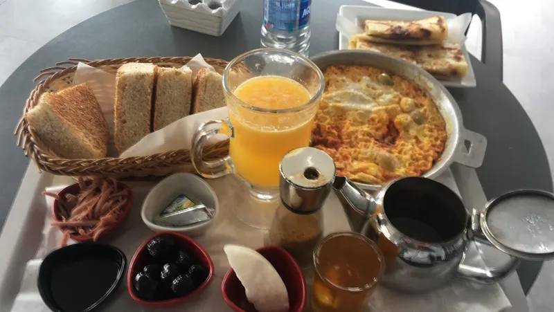 صورة 2 من Café Anastazia