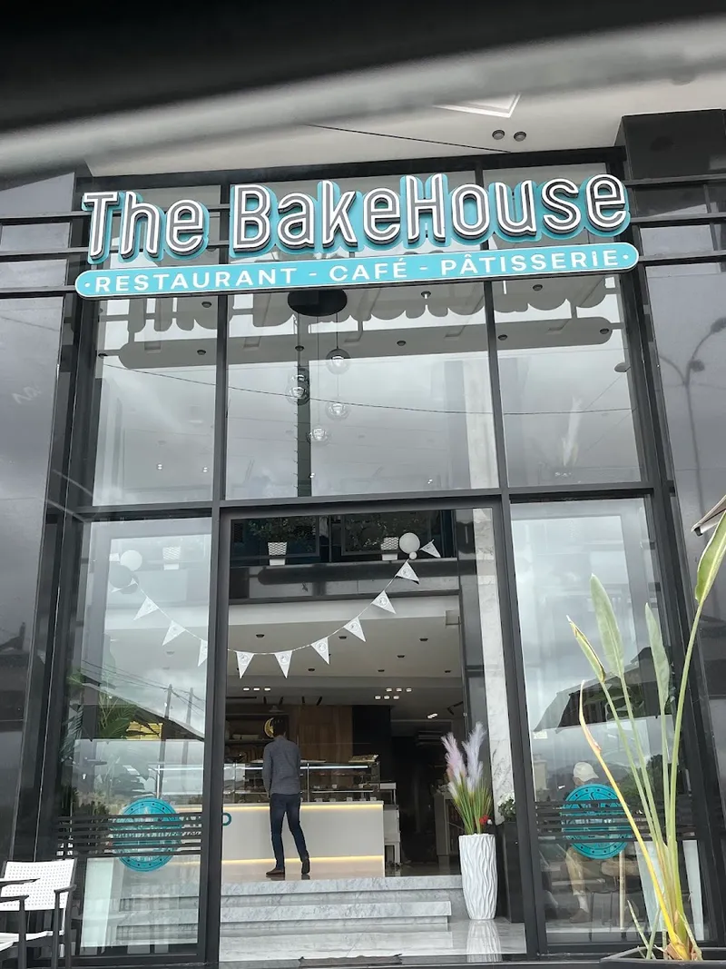 صورة 1 من The Bake House