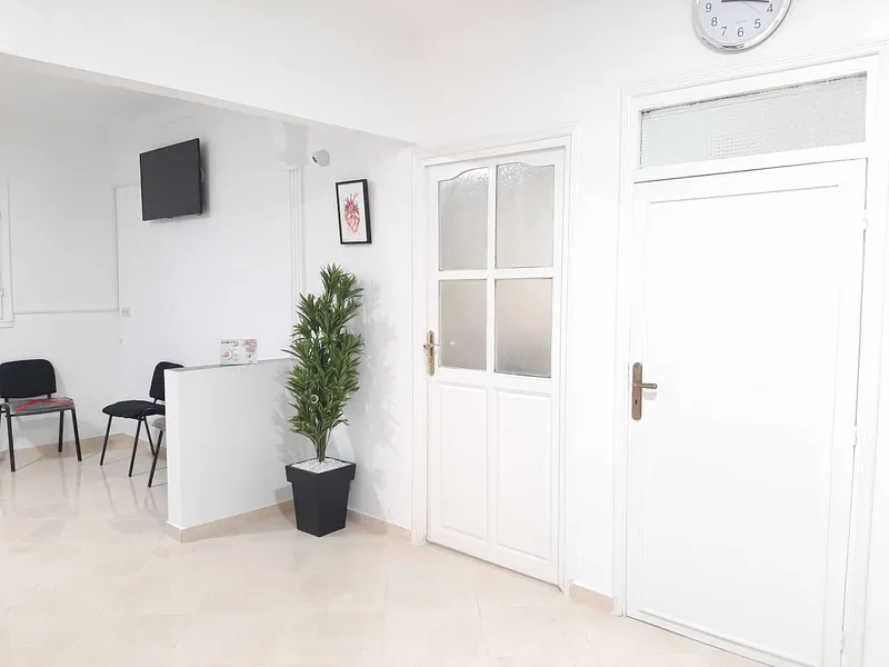 Photo 1 de Cabinet de Médecine Générale Dr. Kerrim Lahoucine Omnipraticien