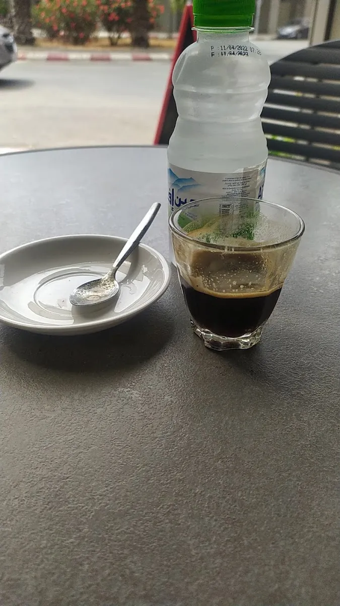Photo 2 de Amadora café