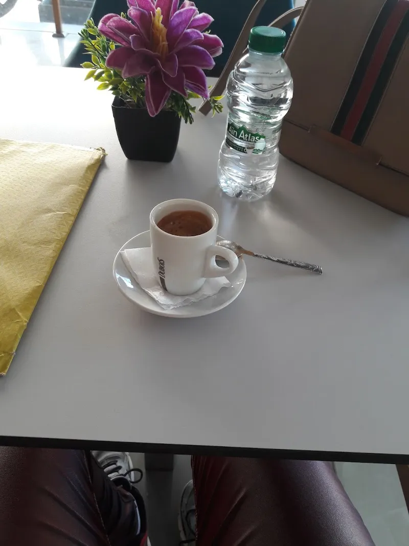 Photo 4 de Amadora café