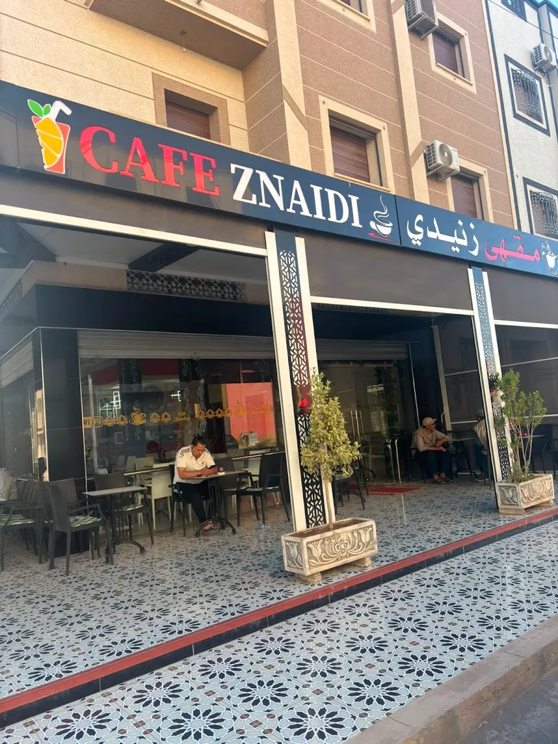 Photo 1 de Café znaidi