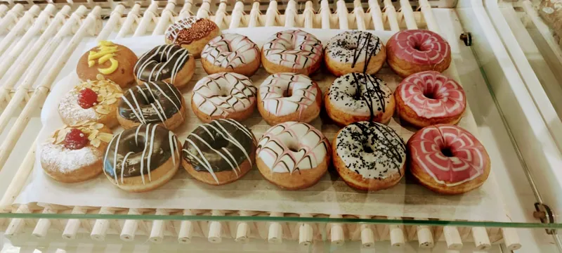 صورة 2 من Cavelli (Café et Pâtisserie)