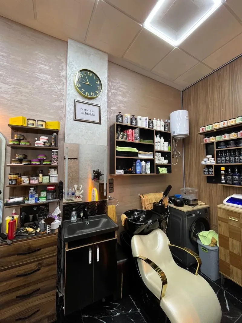 Photo 1 de BARBER SHOP ROYAL