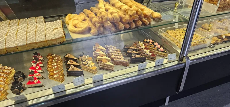 Photo 1 de DESLYS : Boulangerie, Pâtisserie & Glacier