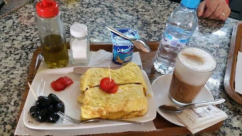 Café riyad photo 3