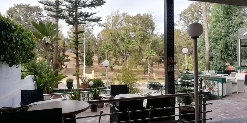 Photo 2 de Cafe Diouri