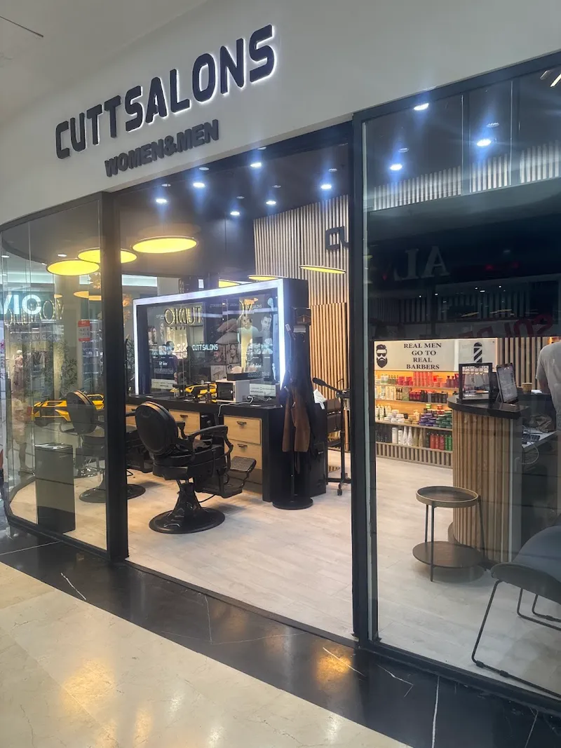Photo 2 de Cutt salons