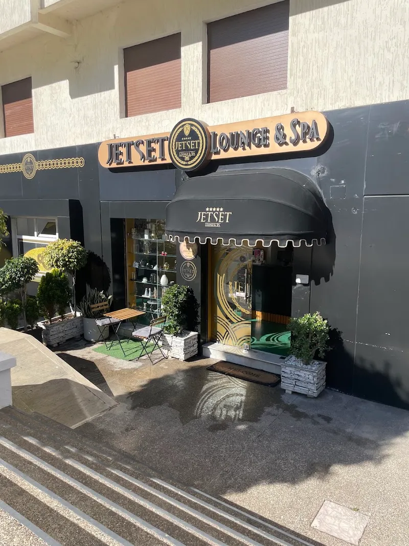 Jet Set Lounge & SPA photo 3
