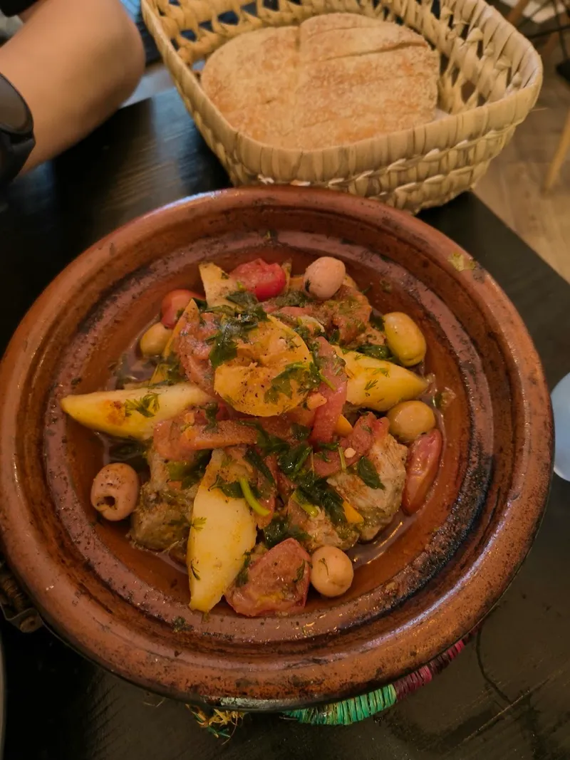 Photo 2 de Butterfly Space – Fresh Fish & Moroccan Restaurant