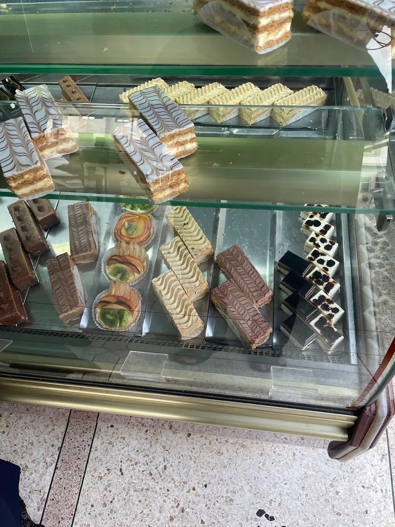 صورة 4 من Ouhoud Bakery