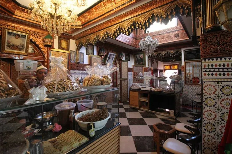 صورة 1 من Boulangerie Patisserie Toulal مخبزة و حلويات تولال