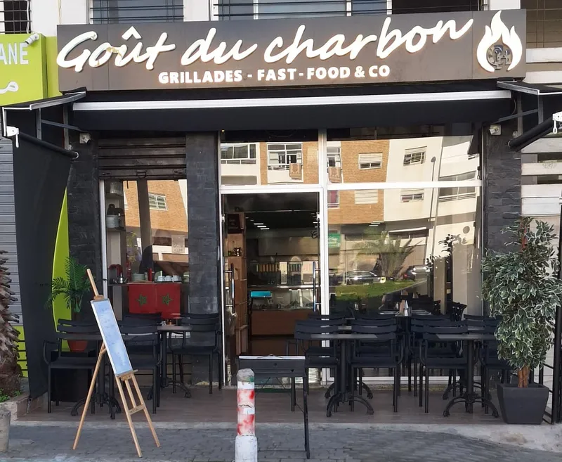 صورة 4 من Goût du Charbon