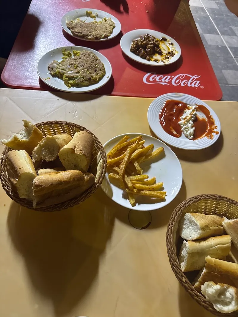 صورة 1 من Restaurant chez Hassan