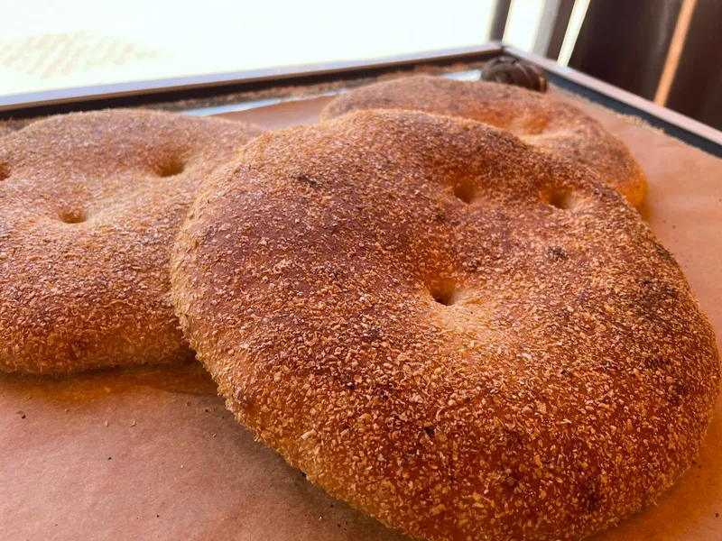 صورة 3 من "Arrum خبز Bentalb" small bread bakery - kleine Brot-Bäckerei - petite boulangerie