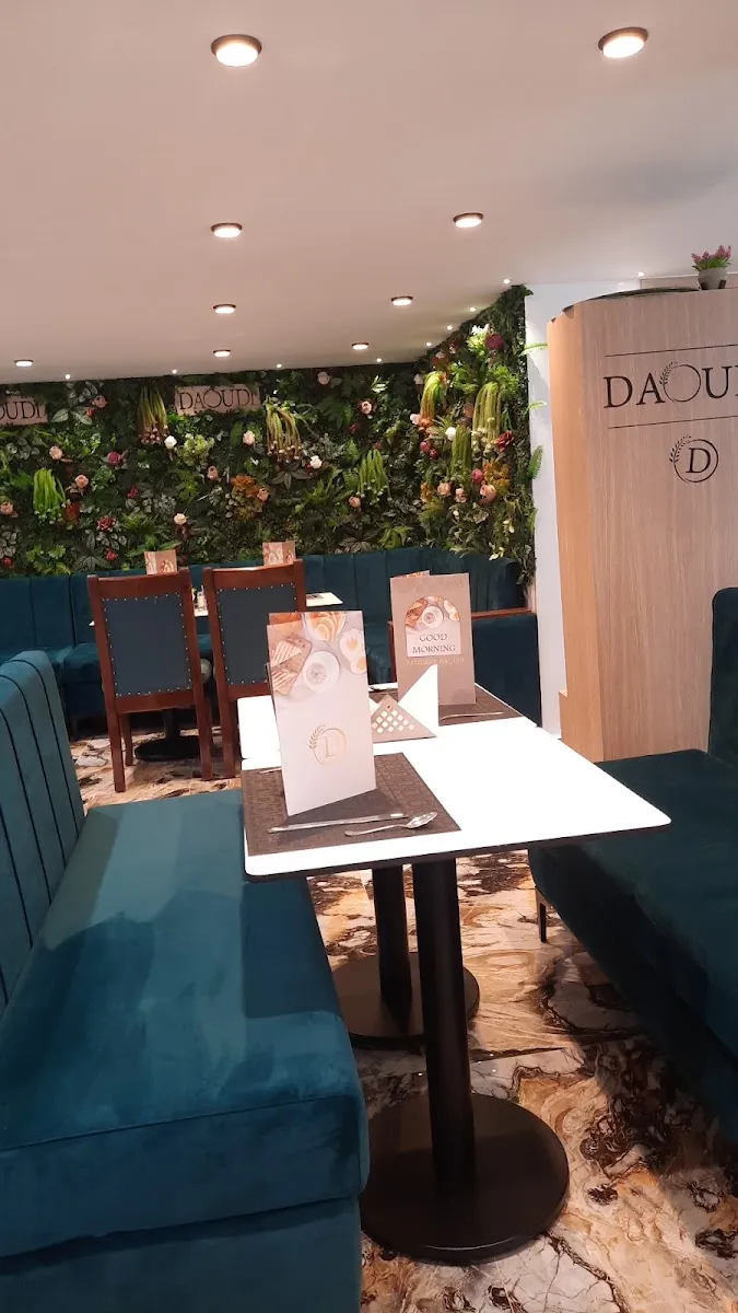 صورة 1 من Daoudi : Café, Boulangerie & Pâtisserie