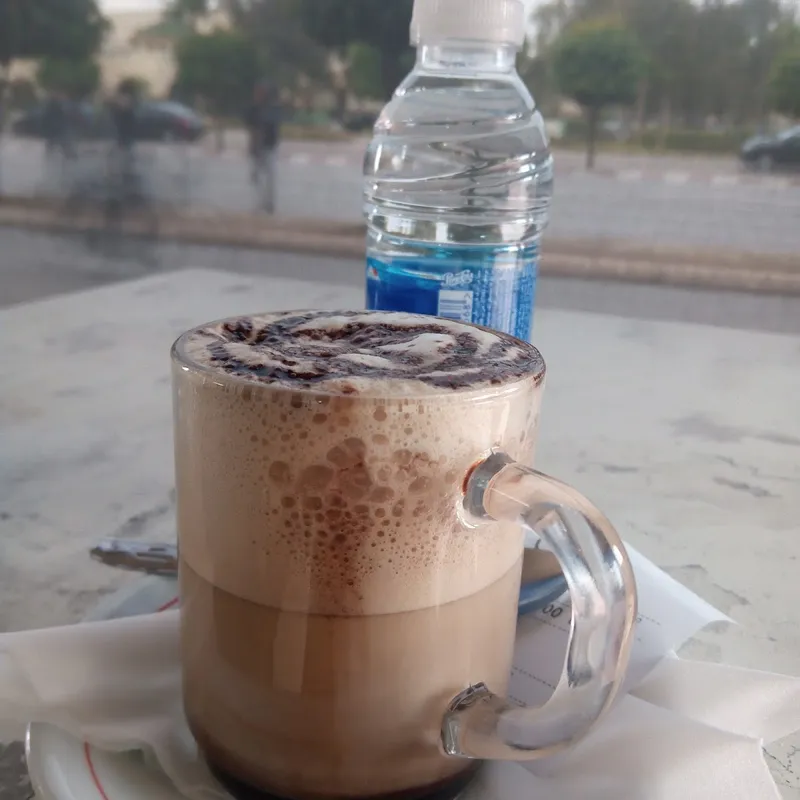 Café adib photo 2