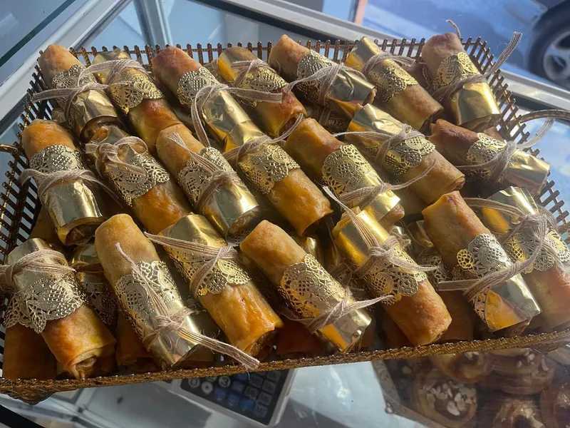 صورة 4 من El Khamlichi : Boulangerie & Pâtisserie