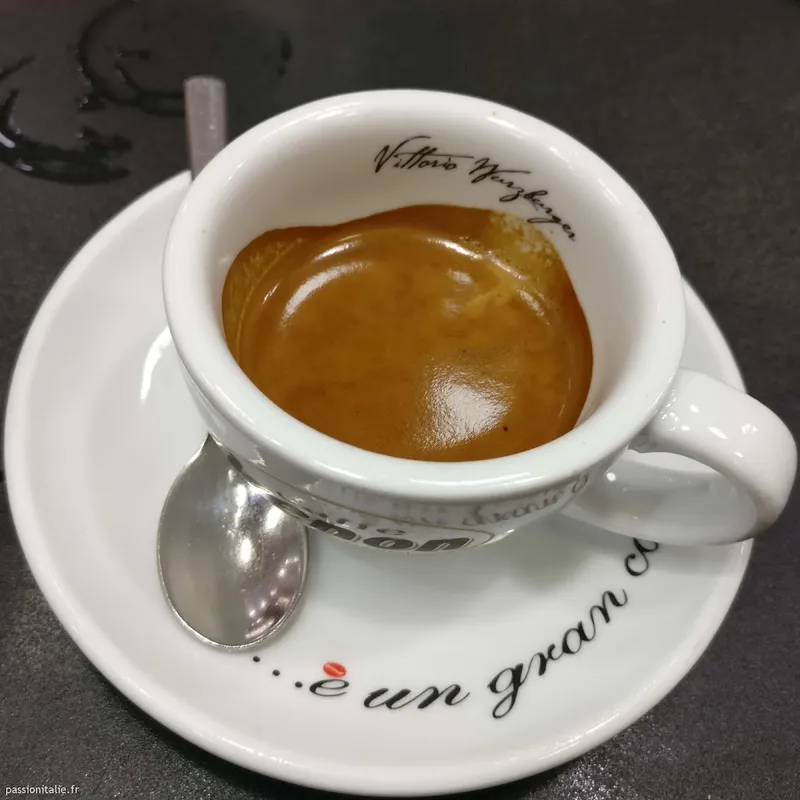 Photo 3 de Chez Mustapha Coffee & Friends