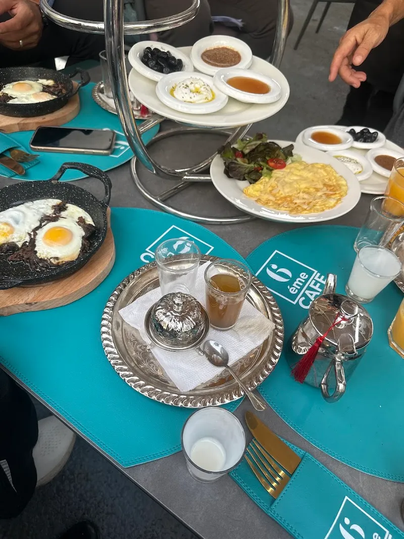 6eme cafe restaurant rabat photo 4
