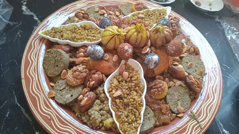 صورة 4 من تعاونية دار اللوز للحلويات