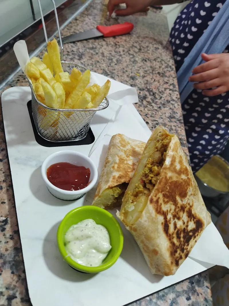 صورة 2 من Les Deux Amis : Café & Snack