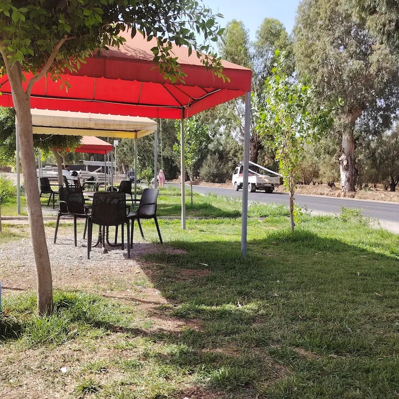 صورة 2 من Café & Restaurant Tibari