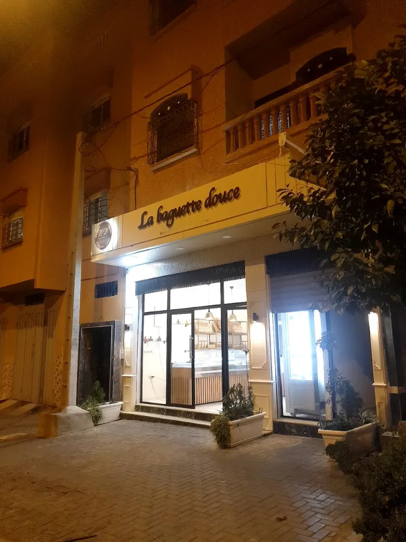 La Baguette Douce : Boulangerie, Pâtisserie & Traiteur photo 3