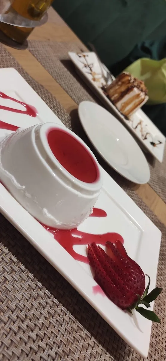 Ov.dose : Café & Restaurant photo 4