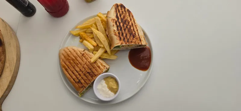 صورة 3 من Only Food