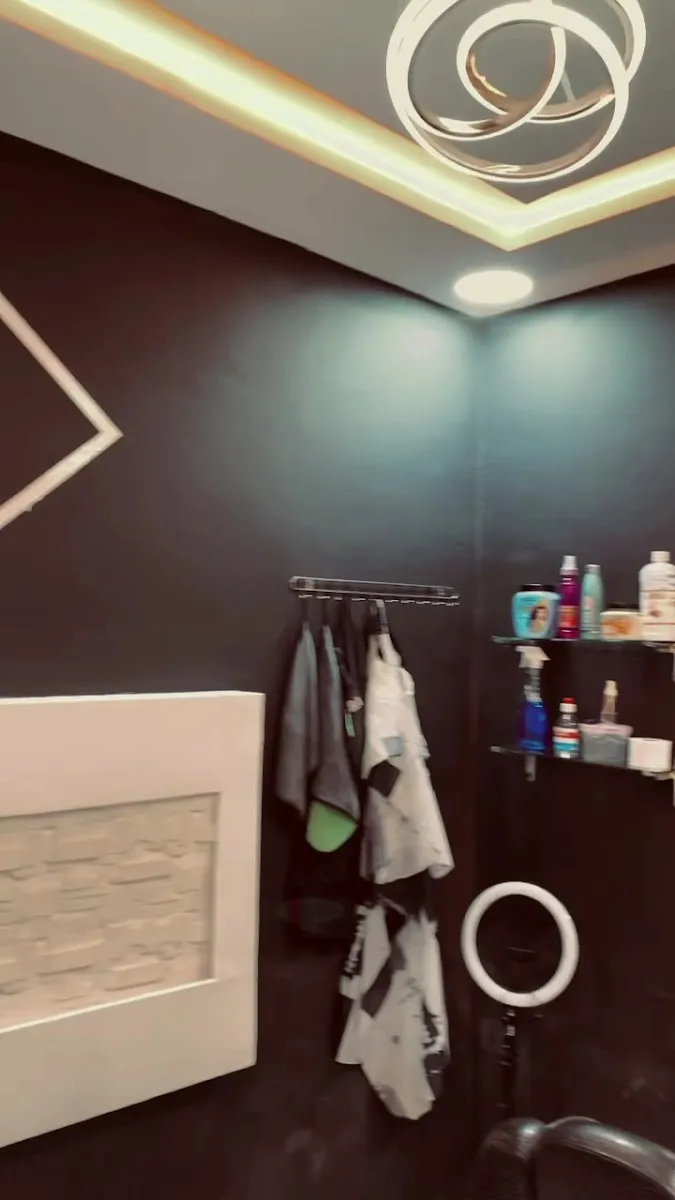barber__joseph_ photo 1