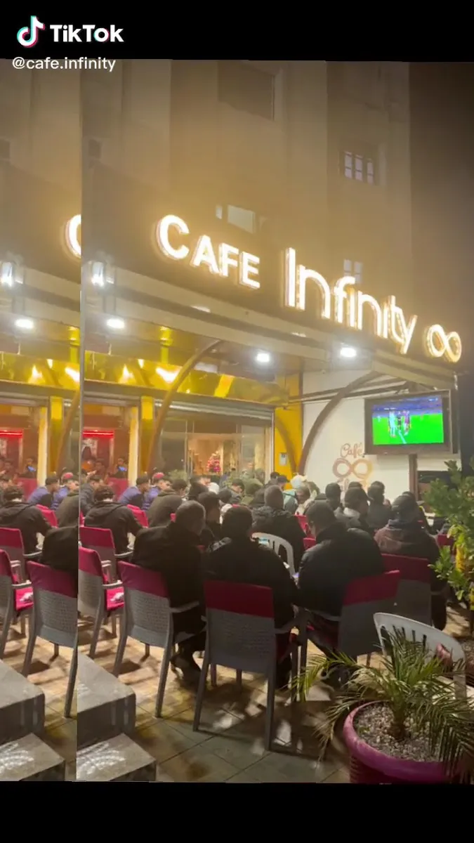 Café INFINITY photo 4