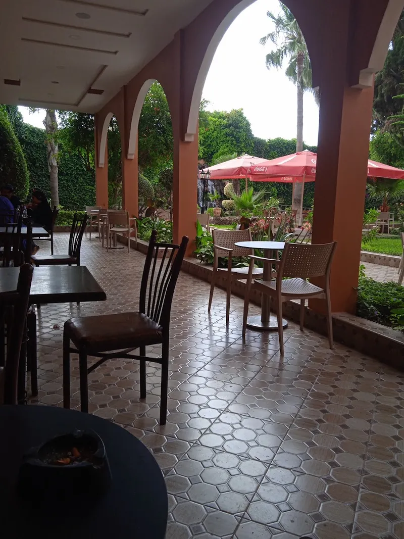 Photo 1 de Complexe Lâayoune : Café & Restaurant