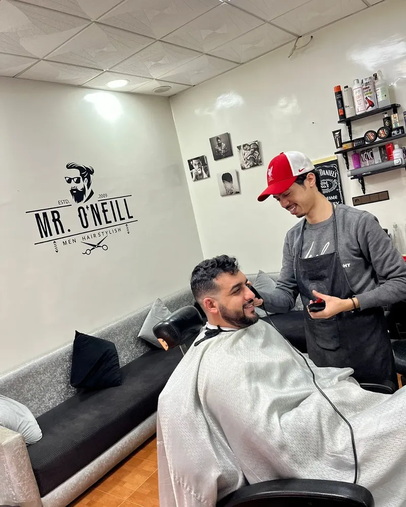 صورة 1 من Mr. O'neill Men Hair Stylish