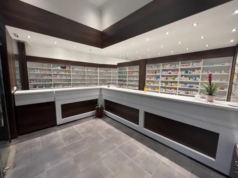 Photo 2 de Amwaj Pharmacy