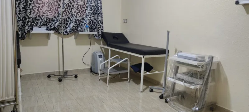Al Hikma Medical Center المجمع الطبي الحكمة photo 4