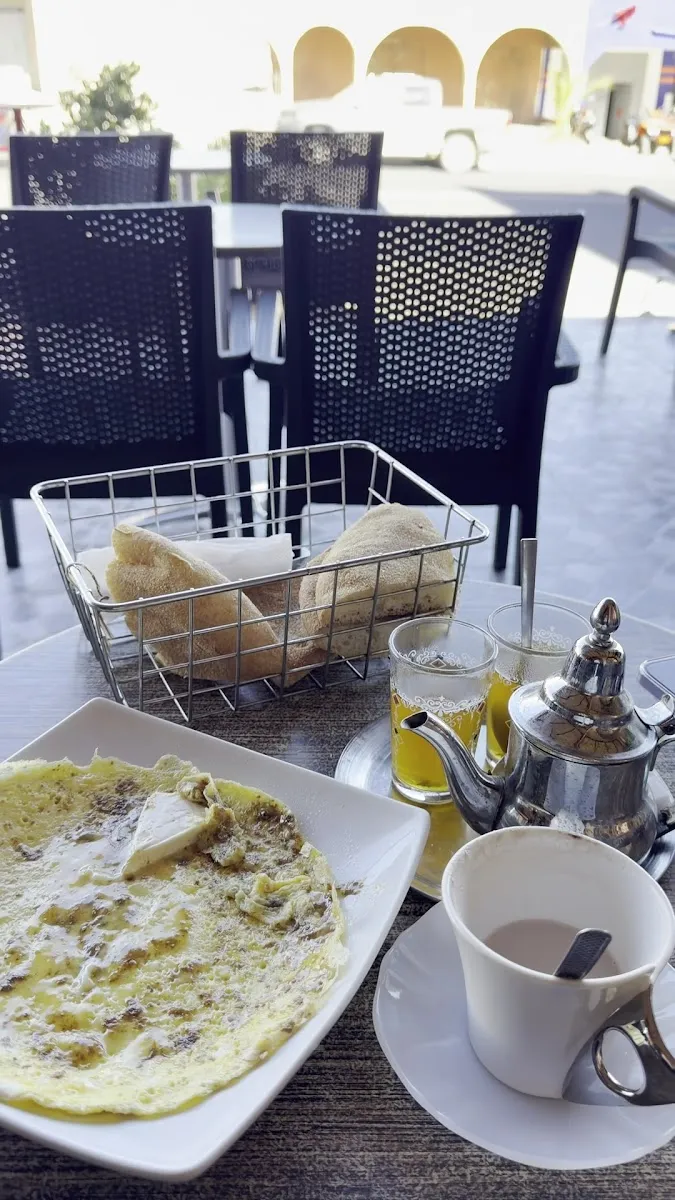 Photo 4 de Hollywood : Café & 🤗🫡 RTAAAH