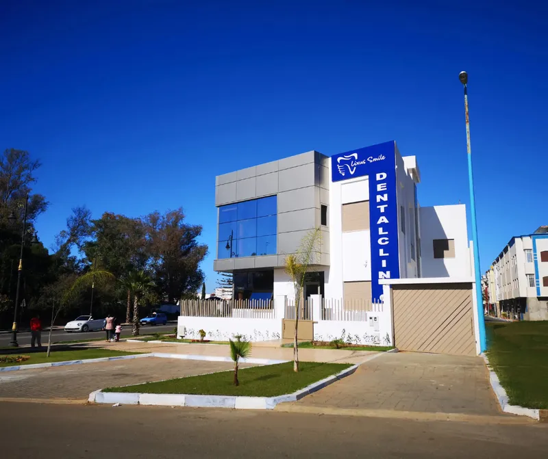 Photo 2 de Dental Clinic Lixus Smile ( Dr. Mohssine M’barki)
