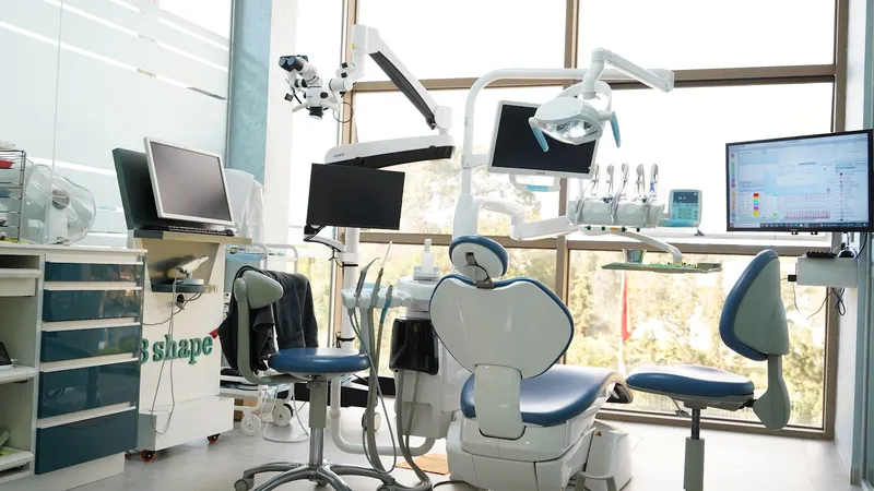 Photo 1 de Dental Clinic Lixus Smile ( Dr. Mohssine M’barki)