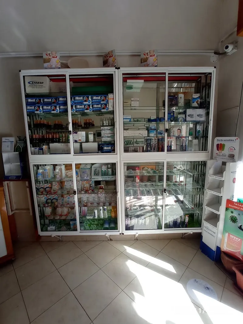 صورة 2 من Pharmacie 3 Fontaines صيدلية تلت سقاقي