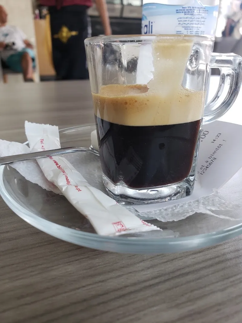 Photo 4 de Clignancourt : Café & Restaurant