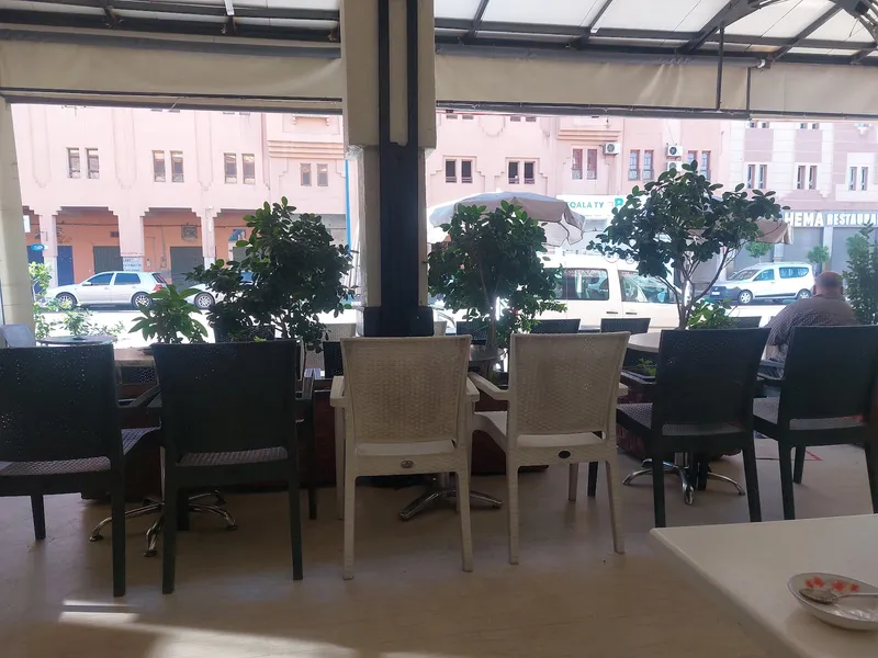 Photo 2 de Cafe 24 Zakour