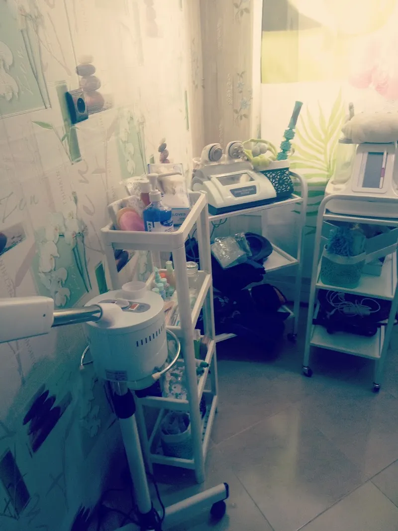 صورة 3 من Ozonotherapie Meknes ,Cabinet d'évaluation et de traitement de la douleur.Dr EL Farouki Asmaa