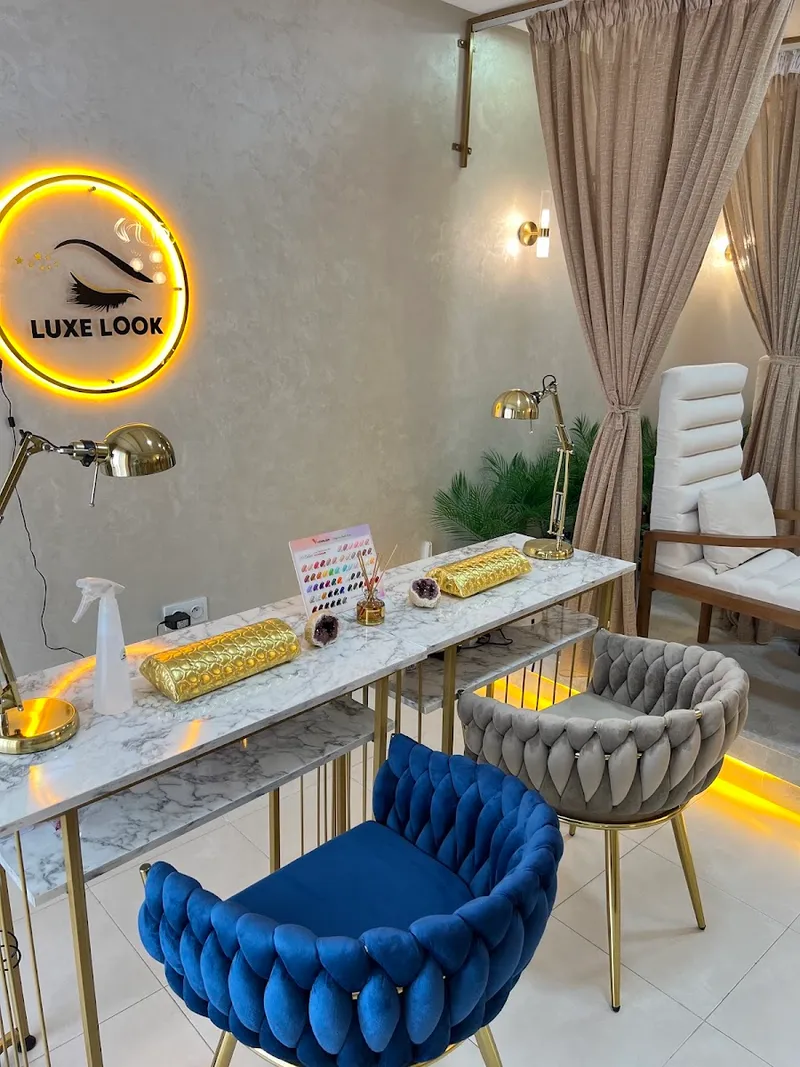 Luxe Look photo 2