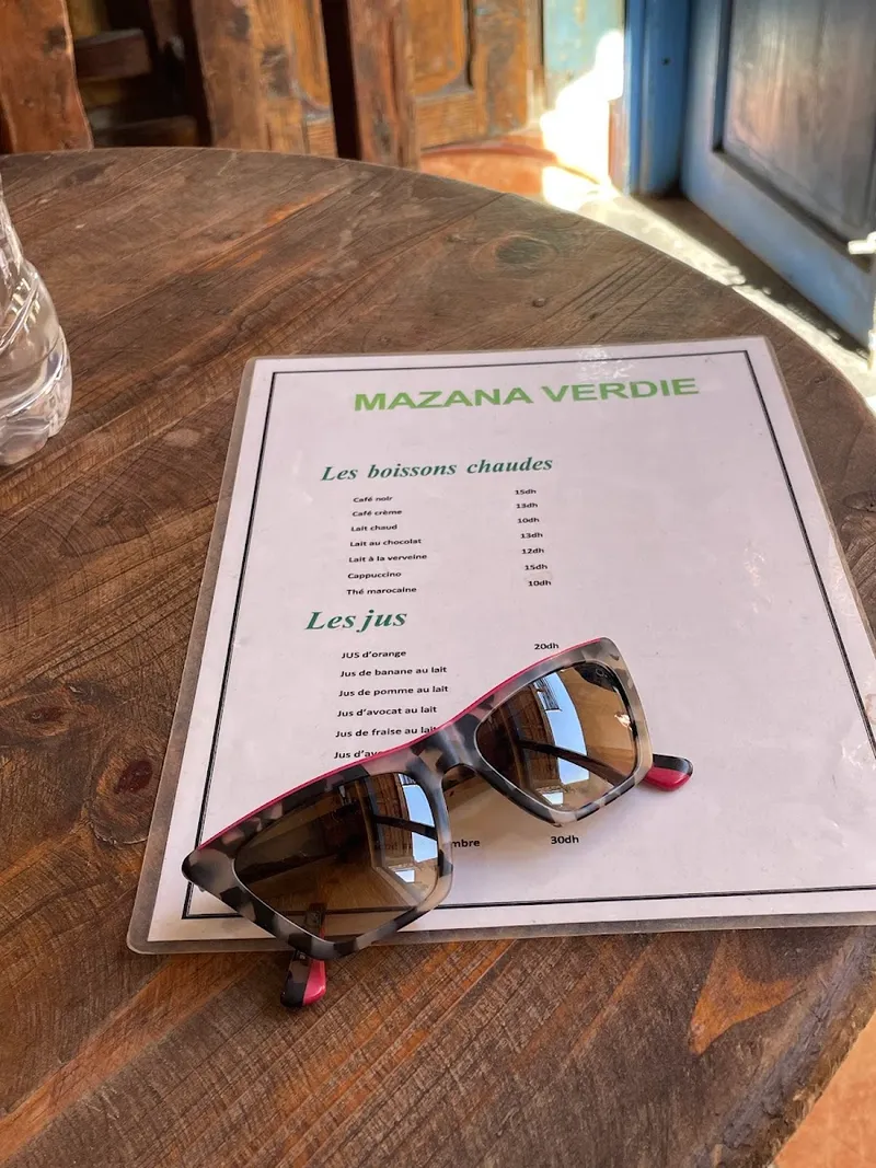 Mazana Verdie: Café & Restaurant photo 2