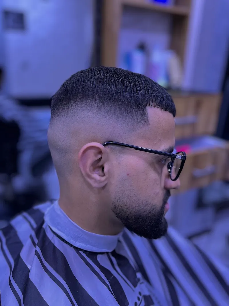 صورة 2 من ARTISTIC BARBER SHOP