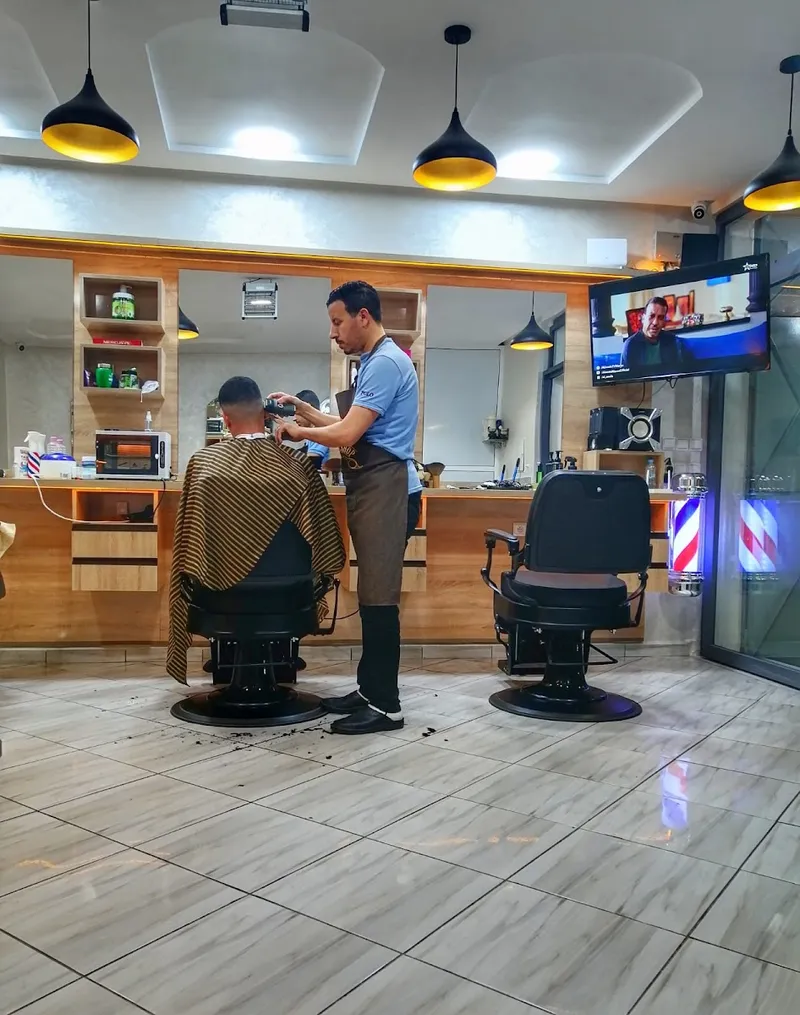 صورة 3 من ARTISTIC BARBER SHOP